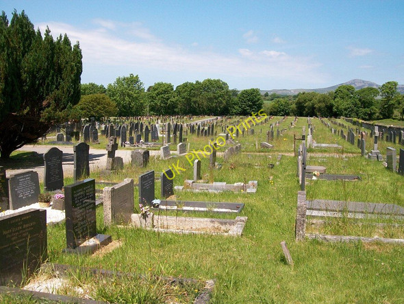 Photo 6"x4" Mynwent Pwllheli Cemetery Pwllheli c2010
