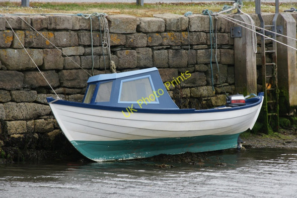 Photo 6"x4" Small boat at Skipidock, Lerwick Lerwick c2010