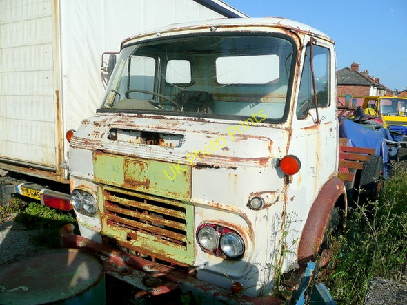 Photo 6"x4" Commer CA Tractor Unit Baker's Hill\/SO5811 c2010