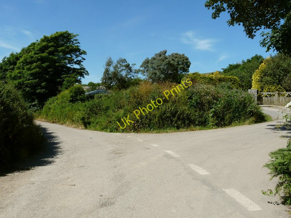 Photo 6"x4" A road leading to houses in Lobb leaves the road to North Lobb Darracott\/SS4739 c2010