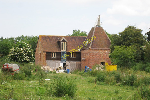 Photo 6"x4" Oast House at Bowerland Farm, Bowerland Lane, Chilham, Kent Old Wives Lees c2010