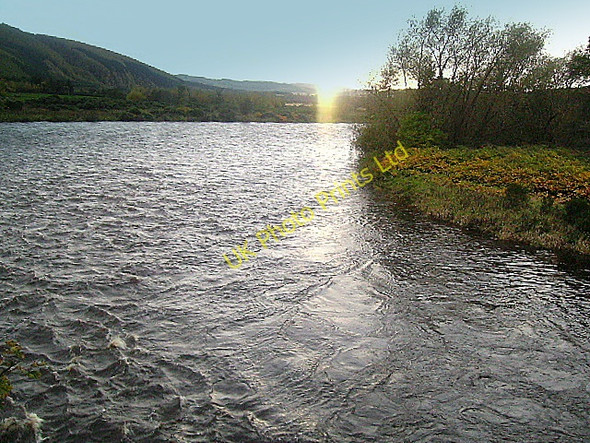 Photo 6"x4" River Spey at Boat o'Brig Orton\/NJ3153 c2007