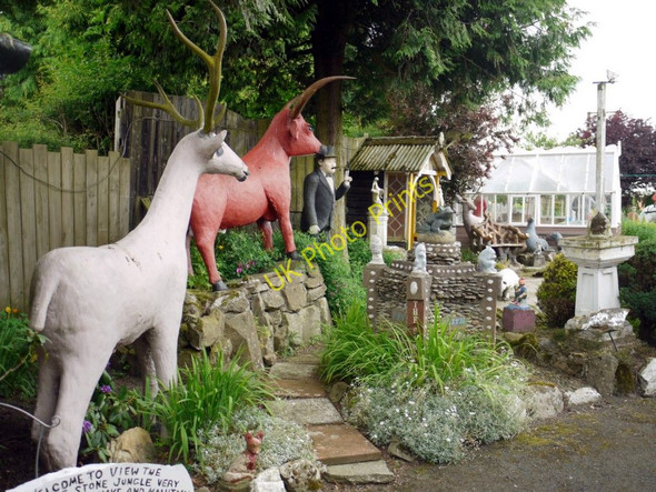 Photo 6"x4" The Cement Menagerie, Branxton Branxton\/NT8937 c2010