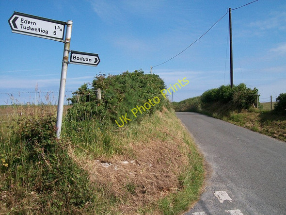Photo 6"x4" The road north to Boduan Edern c2010