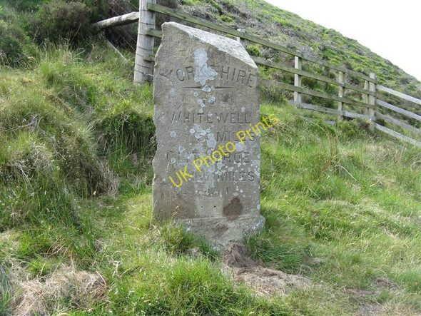 Photo 6"x4" Boundary Stone, Trough of Bowland Sykes\/SD6351 c2010