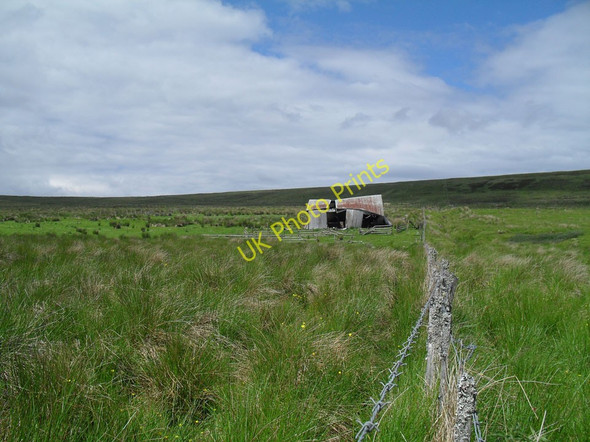 Photo 6"x4" Shed and fence West Langwell c2010