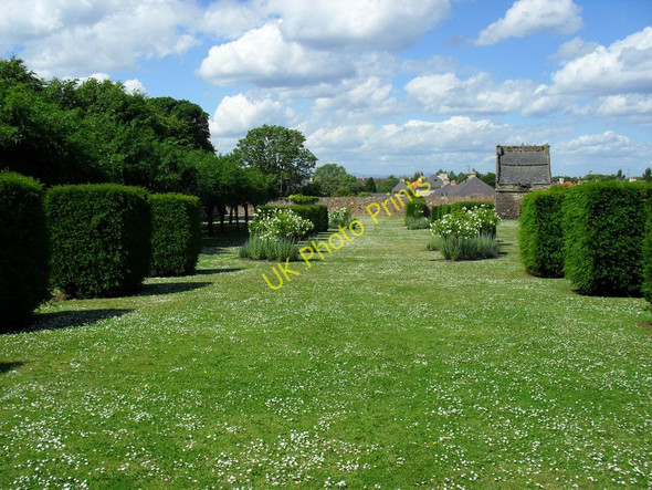 Photo 6"x4" Preston Tower Gardens Prestonpans c2010