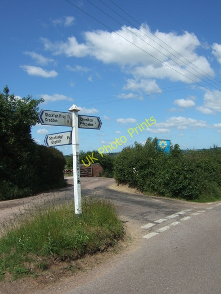 Photo 6"x4" Lagge Hill Cross, near Cheriton Fitzpaine Perry\/SS8605 c2010