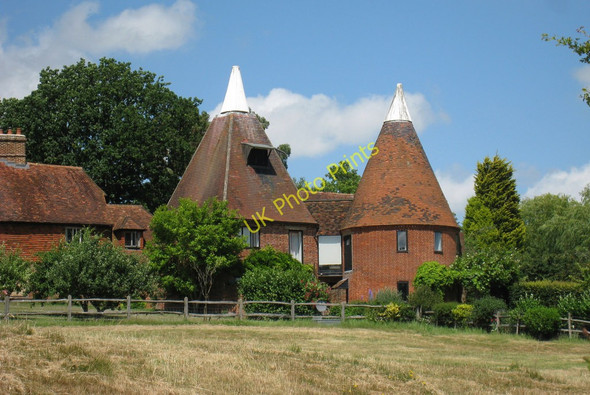 Photo 6"x4" Nevergood Oast, Brick Kiln Lane, Horsmonden, Kent Broad Ford c2010