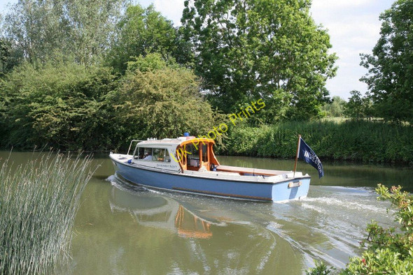 Photo 6"x4" Heading downstream Moreton\/SP4101 c2010