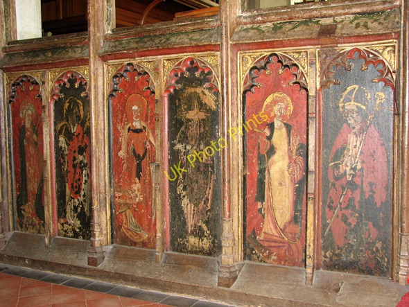 Photo 6"x4" St Nicholas' church in Dersingham - C15 rood screen dado Doddshill c2010