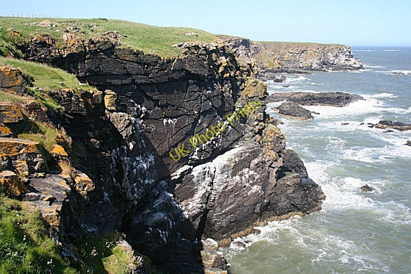 Photo 6"x4" Cliff near The Veshels Whinnyfold c2010