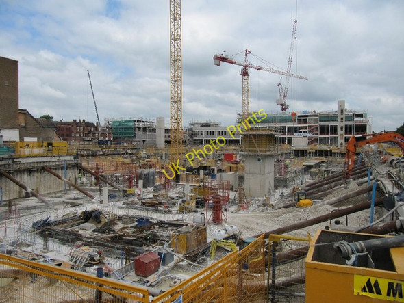 Photo 6"x4" A look in the hole Newbury\/SU4767 c2010