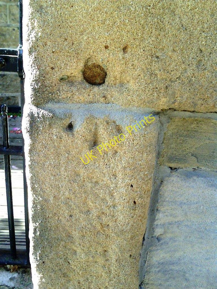 Photo 6"x4" The Coffee Mill, benchmark Skipton c2010