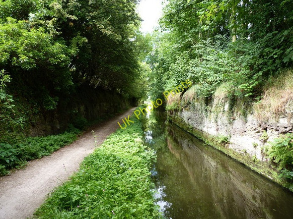 Photo 6"x4" Marsh Lane 'Narrows' on the Staffs & Worcs canal Fordhouses c2010