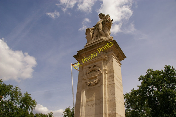 Photo 6"x4" Memorial, The Mall Westminster c2010