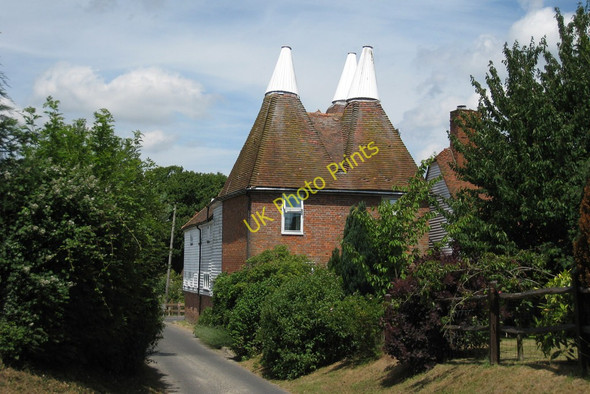 Photo 6"x4" The Oast, Four Wents Farm, Goudhurst Road, Cranbrook, Kent Flishinghurst c2010
