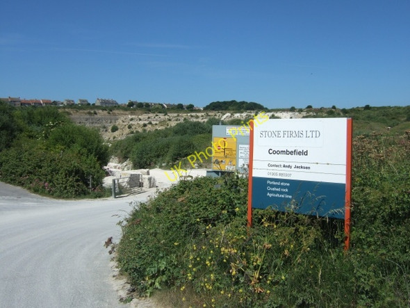 Photo 6"x4" Quarry entrance, Portland Easton\/SY6971 c2010