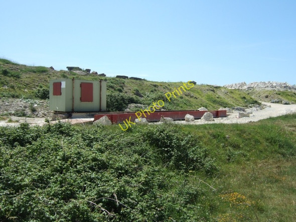 Photo 6"x4" Quarry weighbridge and hut, Weston Fortuneswell c2010