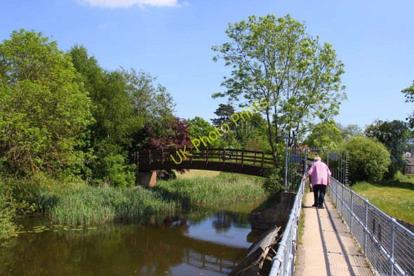 Photo 6"x4" Footbridge from the weir Wallingford c2010