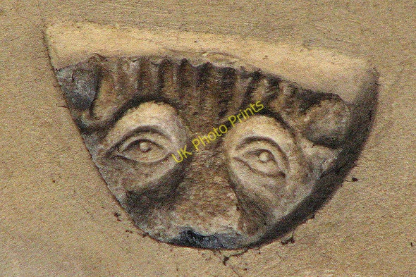 Photo 6"x4" Wymondham Abbey - watchful eyes Wymondham\/TG1101 c2010