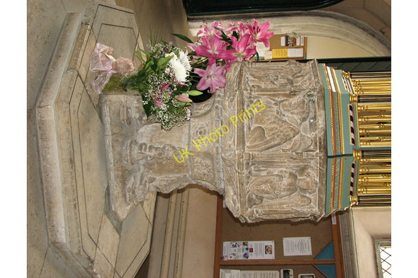 Photo 6"x4" Wymondham Abbey - C15 baptismal font Wymondham\/TG1101 c2010