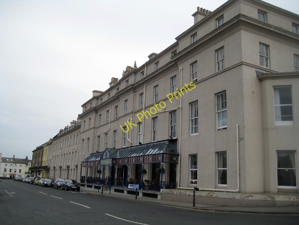 Photo 6"x4" Royal Hotel, East Terrace Whitby\/NZ8910 c2010
