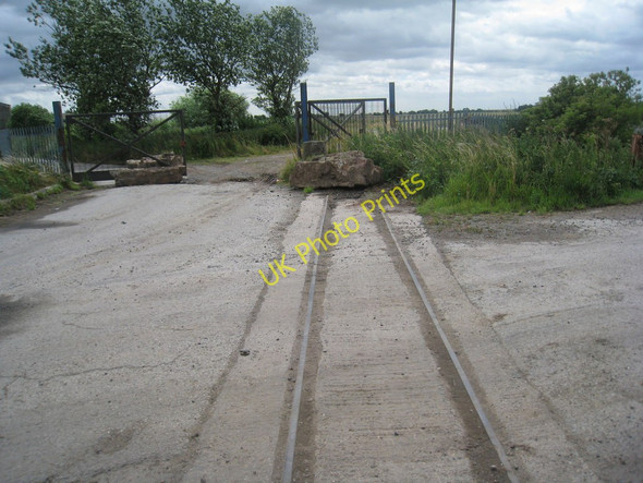 Photo 6"x4" Railway remains Crowle Hill c2010