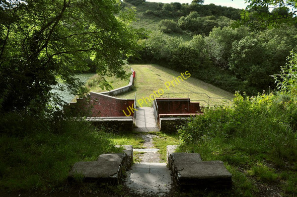 Photo 6"x4" The top of a grass bank between the upper and lower bodies of water at Slade Reservoir Ilfracombe c2010
