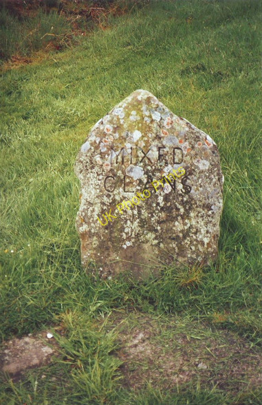 Photo 6"x4" Stone commemorating Mixed Clans, Culloden Newlands\/NH7545 c1998