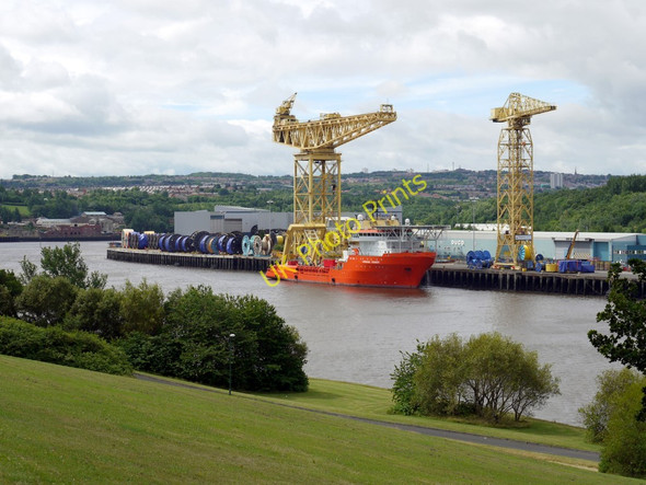 Photo 6"x4" River Tyne from Hebburn Riverside Park Hebburn c2010