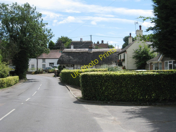 Photo 6"x4" Thatched House on Easole Street Chillenden c2010