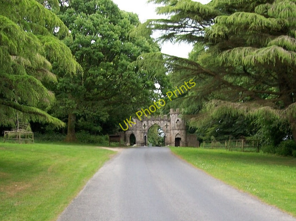 Photo 6"x4" The gateway to the outside world Newcastle\/J3732 c2010