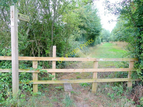 Photo 6"x4" Footpath south Bridge End\/SO8031 c2010