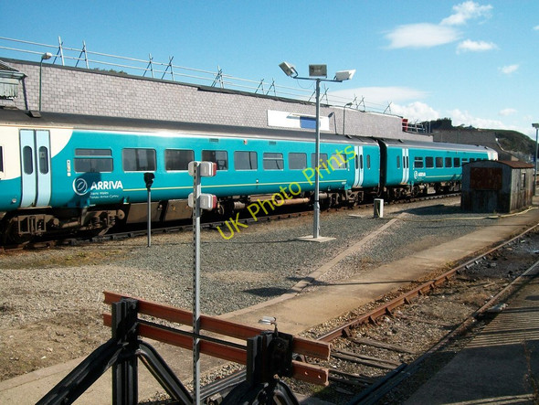 Photo 6"x4" The 09.37 Arriva Wales train to Birmingham New Street at Pwllheli Pwllheli c2010