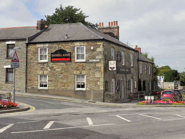 Photo 6"x4" Daniell Arms Truro c2010
