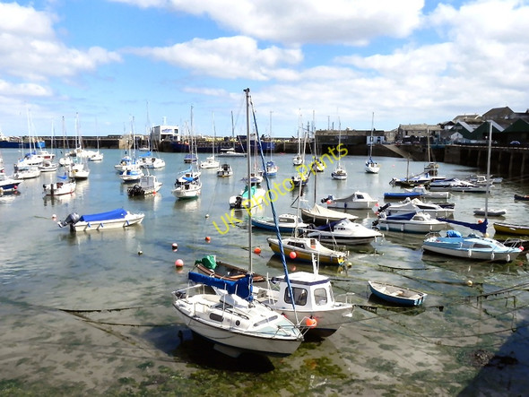 Photo 6"x4" The Harbour Penzance c2010