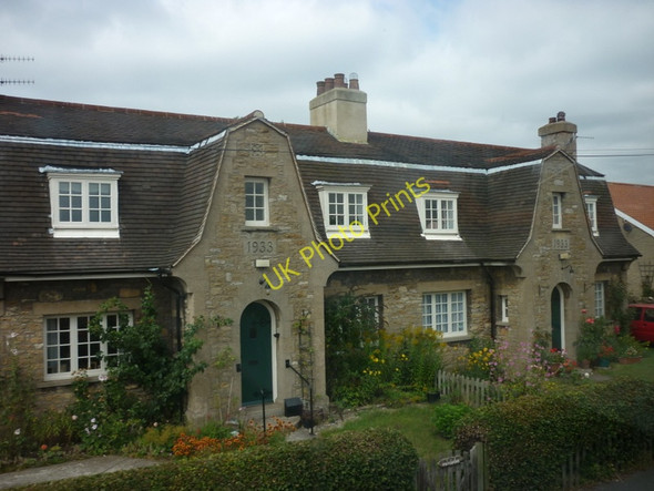 Photo 6"x4" Nice pair of houses Hutton Buscel c2010