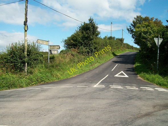 Photo 6"x4" Lon 'Reglwys at Pen-y-graig Pen-y-graig\/SH2033 c2010