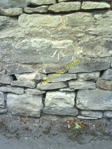 Photo 6"x4" Benchmark on wall at junction of Bevington Road and Woodstock Road Oxford\/SP5106 c2010