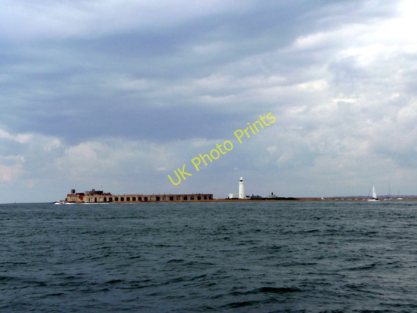 Photo 6"x4" Hurst Castle, Hampshire Colwell\/SZ3287 c2010 P1
