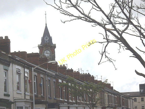 Photo 6"x4" Bank Top station clock Darlington c2010