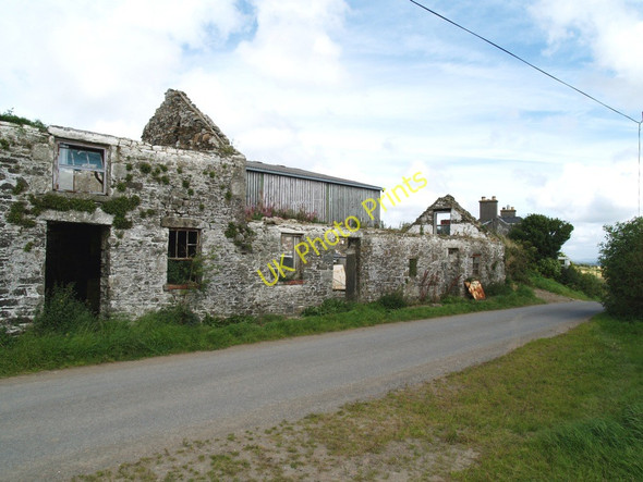 Photo 6"x4" Old Farm Buildings at Muirhead, Twynholm. Twynholm c2010 P1