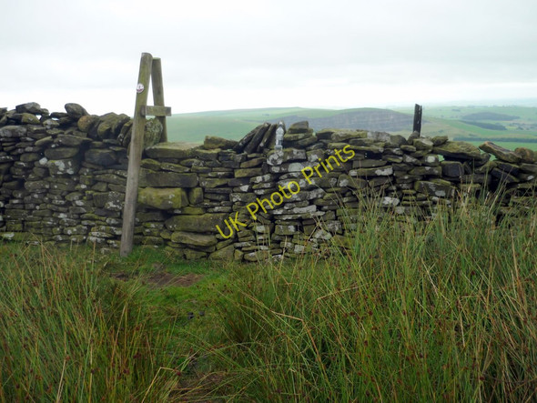 Photo 6"x4" Wall stile, Rushup Edge, Derbyshire Perryfoot c2010
