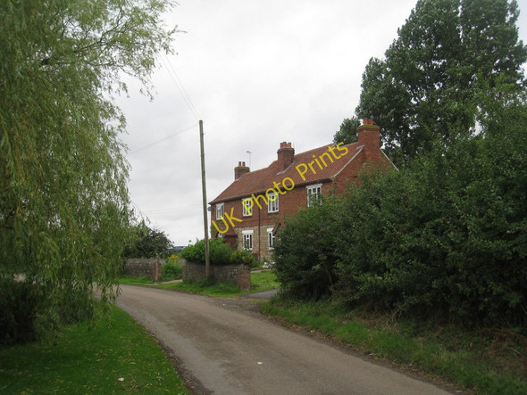 Photo 6"x4" Cottages at Thorpe le Fallows Sturton by Stow c2010