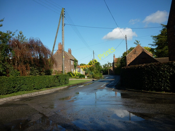 Photo 6"x4" Church Side, South End, Goxhill South End\/TA1120 c2010