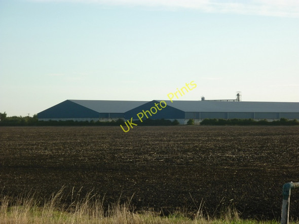 Photo 6"x4" Looking across to New Holland New Holland\/TA0823 c2010