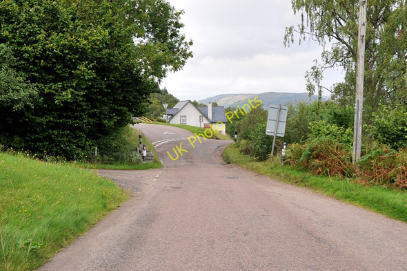 Photo 6"x4" Road junction at Gairlochy Gairlochy\/Ge\u00e0rr Lochaidh c2010