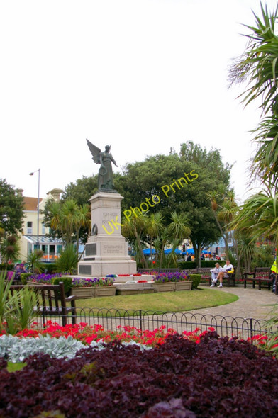 Photo 6"x4" Garden, Clacton-on-Sea, Essex Clacton-On-Sea c2010