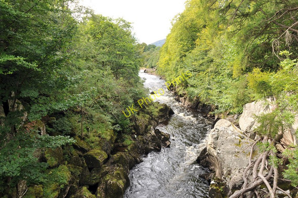 Photo 6"x4" River Lyon looking upstream Fortingall c2010